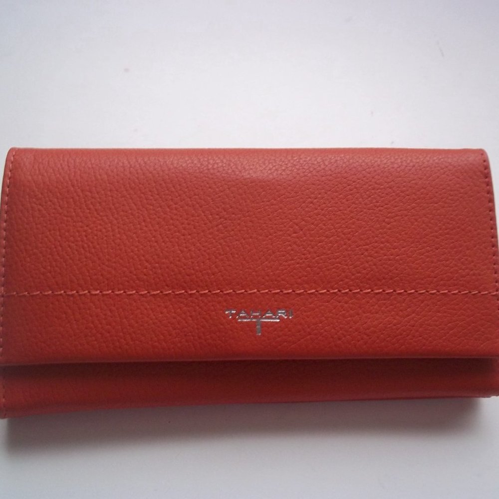 Tahari Leather SIENNA Flap Clutch Wallet NWOT - Picture 1 of 6